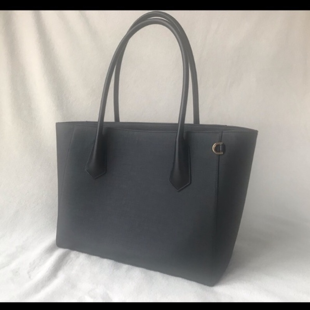 Danger Dover Legend Tote-Onyx. Perfect condition